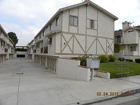 2nd image of 1541 W 146th St APT 12