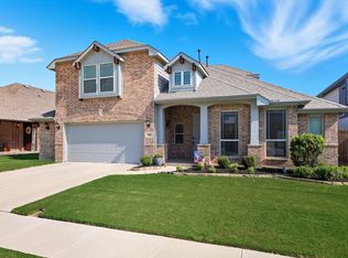 703 Oakcrest Dr, Justin, TX 76247