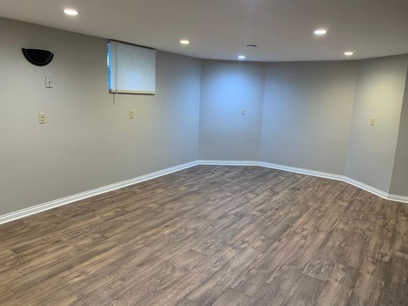 4158 N Meade Ave #BASEMENT