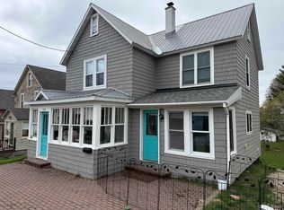 912 3rd St, Hancock, MI 49930