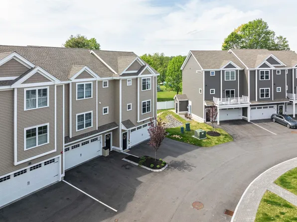 55 Ocean Road #4, Portsmouth, NH 03801