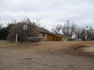 800 Avenue C SE, Childress, TX 79201