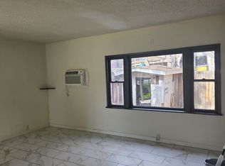 303 W Heald Ave APT B, Lake Elsinore, CA 92530