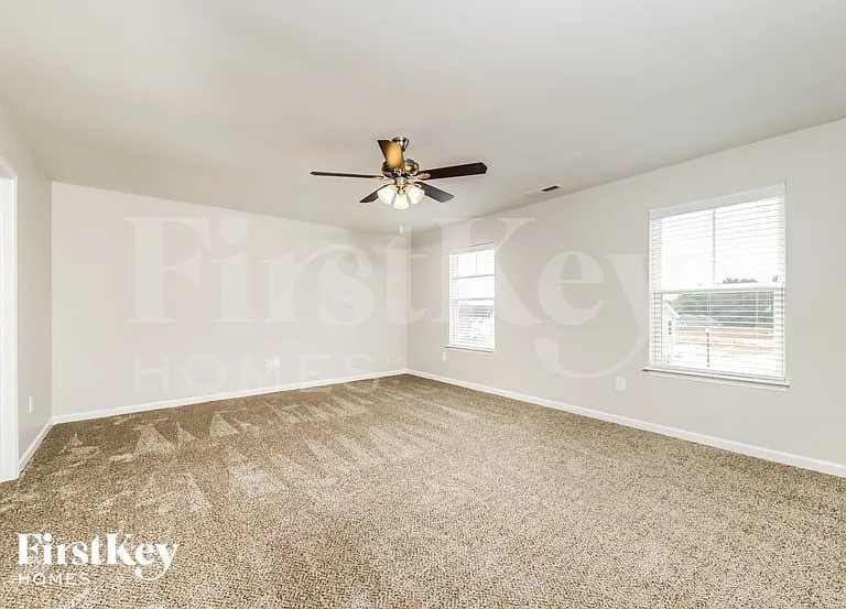 1205 Quail Heights Dr — Photo 9
