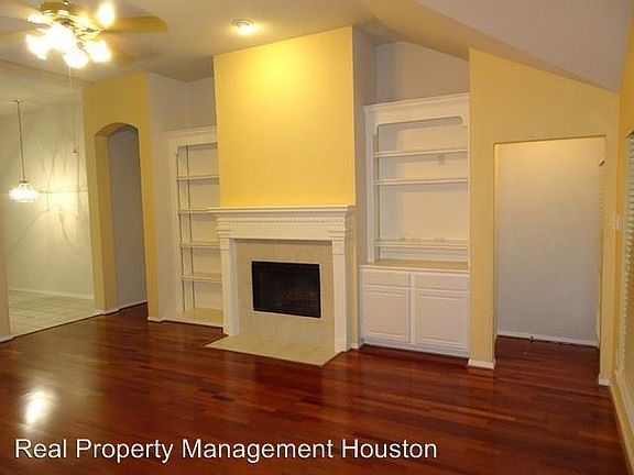 5th image of 13527 Monteigne Ln