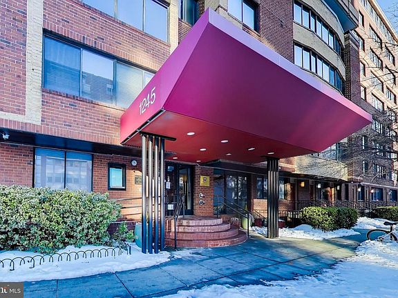 3rd image of 1245 13th St NW APT 208