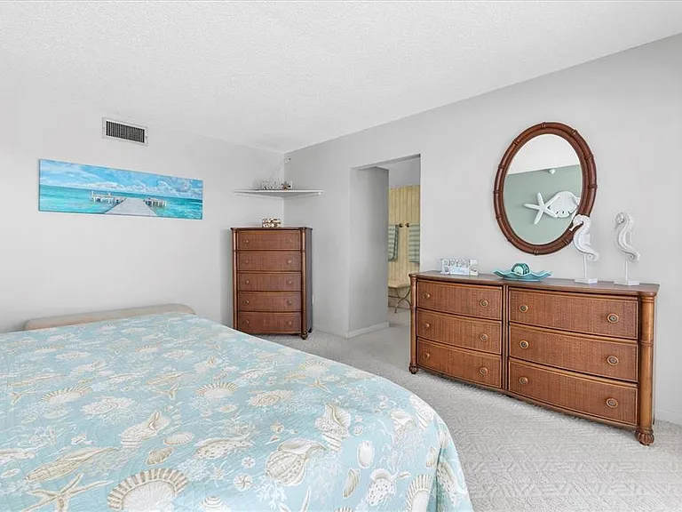 14950 Gulf Blvd #402 — Photo 13