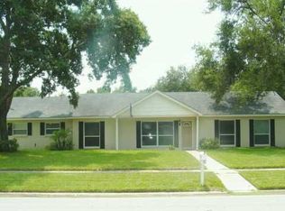 517 Coach Ln, Temple Terrace, FL 33617