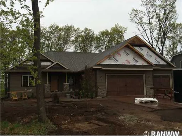 814 Sandalwood Dr, Altoona, WI 54720