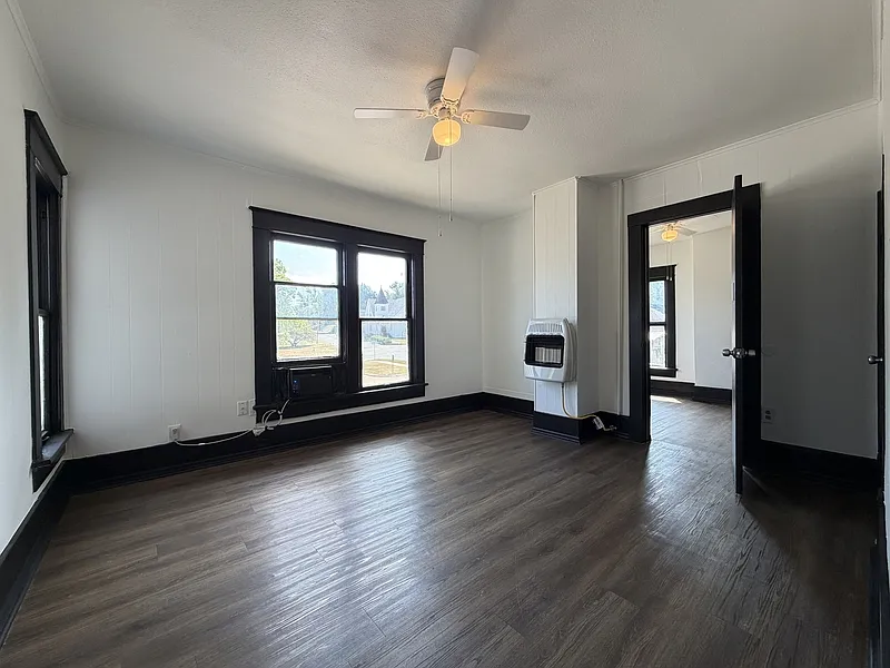 1 bed, 1.0 bath, 525 sqft, $700 — Photo 1