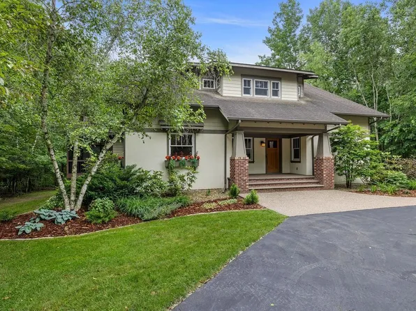565 Chattanooga Dr, Hudson, WI 54016
