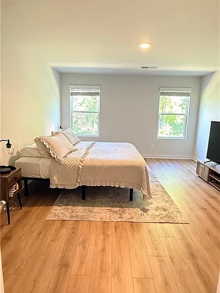 1030 Sutherland Ln — Photo 13