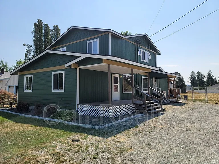 11122 E Valleyway Ave #UPPER — Photo 1