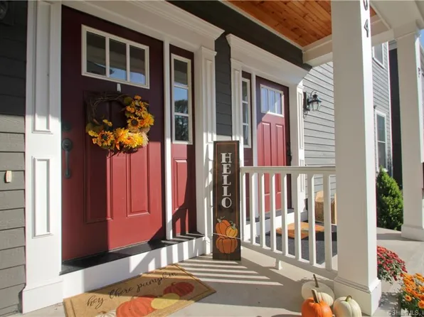 204E Mountain Road #E, Suffield, CT 06078