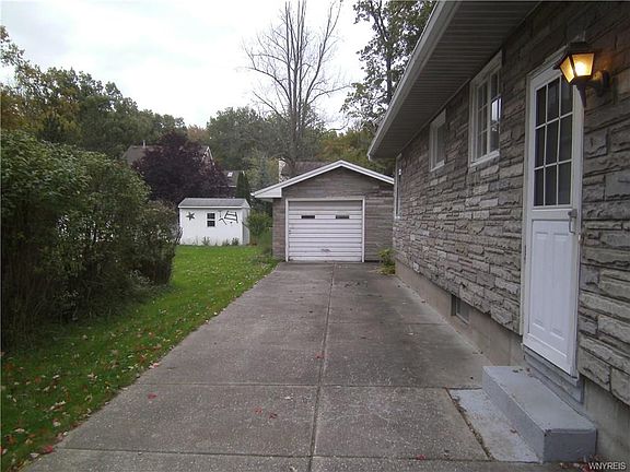 2nd image of 417 North Ave