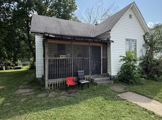 1261 E Grand Ave, Decatur, IL 62521