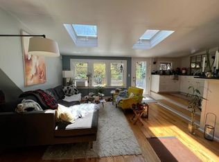 16 Crooked Mile Rd #1, Westport, CT 06880