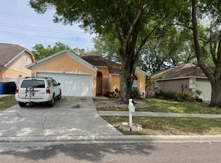 9609 Long Meadow Dr, Tampa, FL 33615