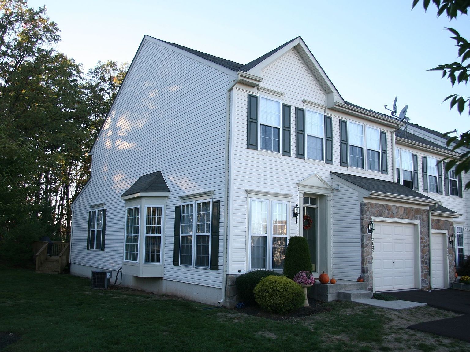 2625 Crabapple Cir, Perkasie, PA 18944 Zillow