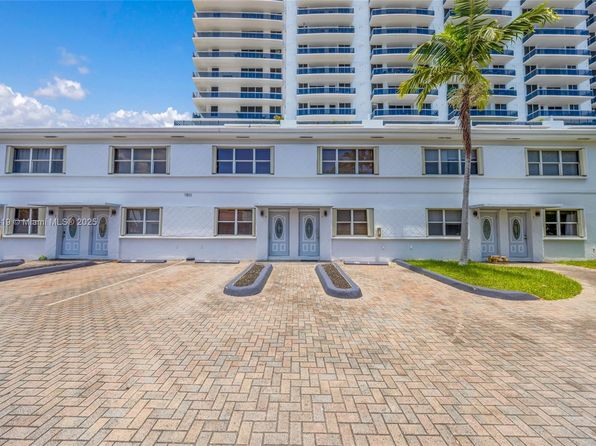 7801 Hispanola Ave APT 4
