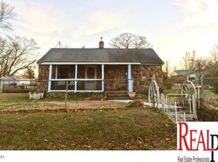 818 Ash St, Carthage, MO 64836