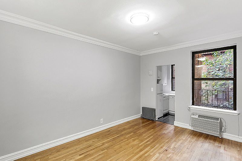 1st image of 510 E 88th St APT 1D
