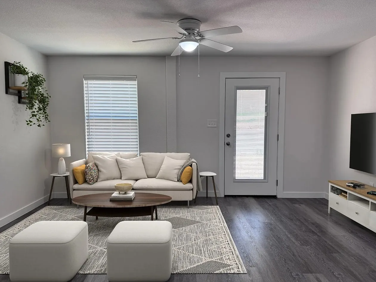 3 bed, 2.5 bath, 1470 sqft, $1,800 — Photo 2