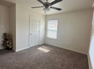 1034 E Broadway Ave, Fort Worth, TX 76104