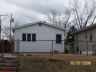 1st image of 920 Elias Ave