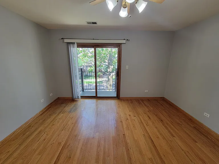7411 N Claremont Ave #2W — Photo 11