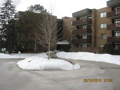 690 Chandler Rd APT 101, Gurnee, IL, 60031