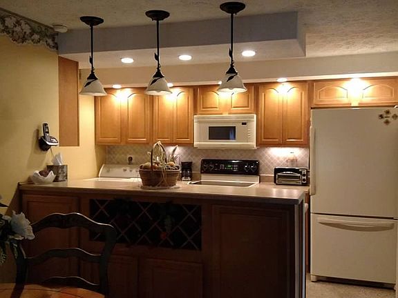 5th image of 7870 Timber Hill Dr