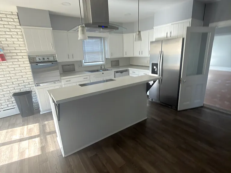 5009 Lexington Ave — Photo 12