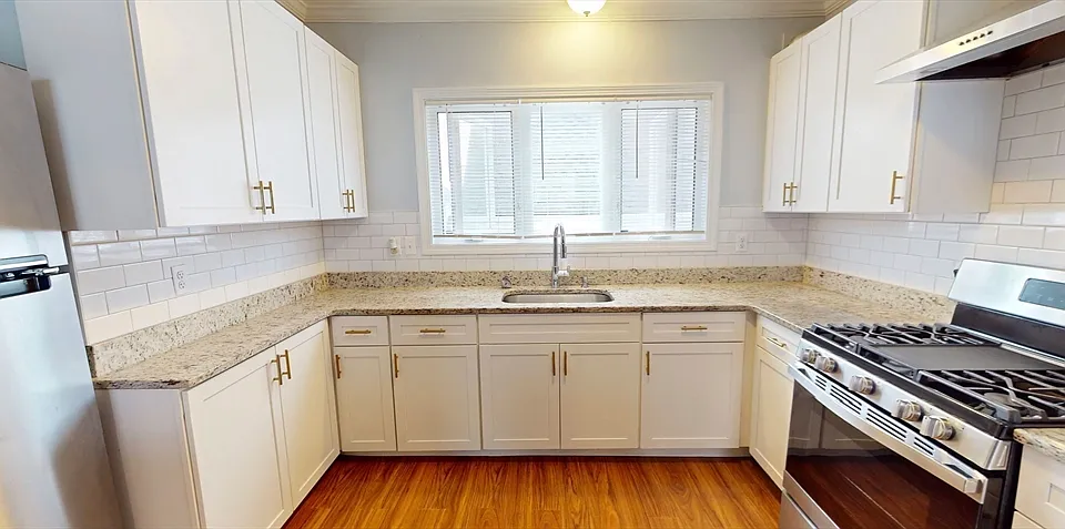 173 Springvale Ave #2
