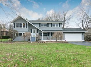 28W436 Juanita Dr, Naperville, IL 60564