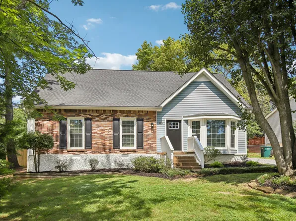 325 Sunny Acre Dr, Mount Juliet, TN 37122