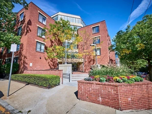 85 Brainerd Rd #Townhouse 8, Allston, MA 02134