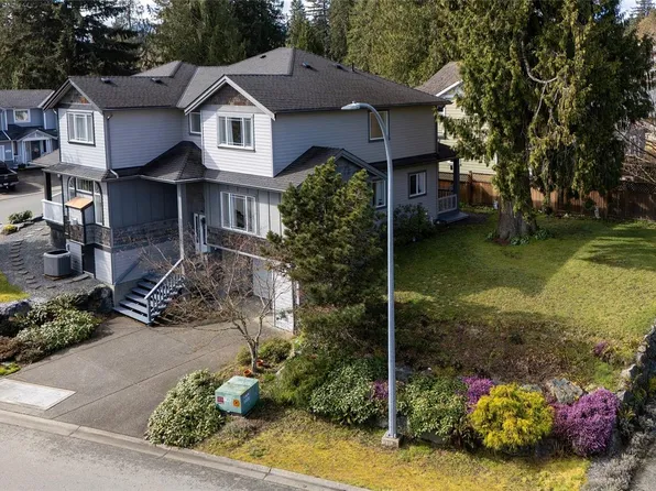 5992 Stonehaven Dr, North Cowichan, BC V9L 0A2