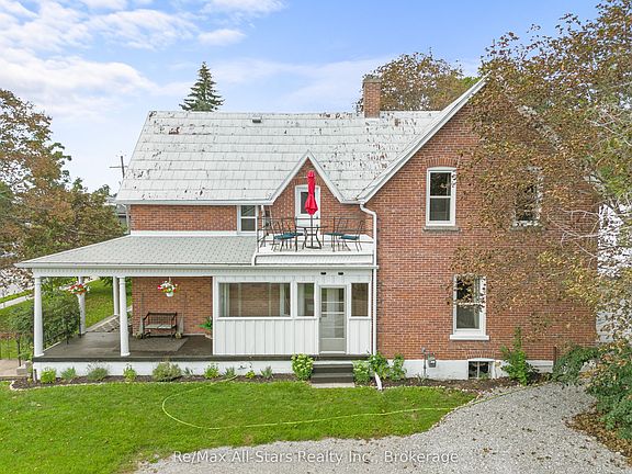 3rd image of 21 Francis St E
