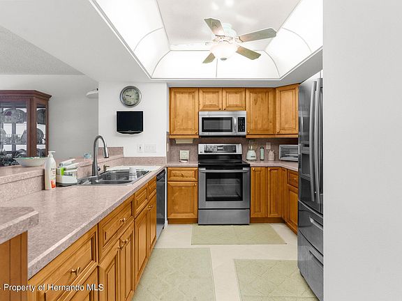 4th image of 3 Cypress Run APT 34C