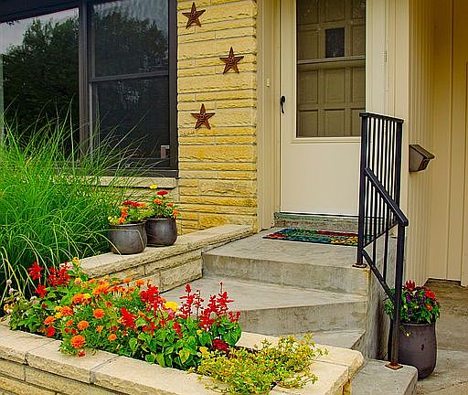 Planter and stairs at front
