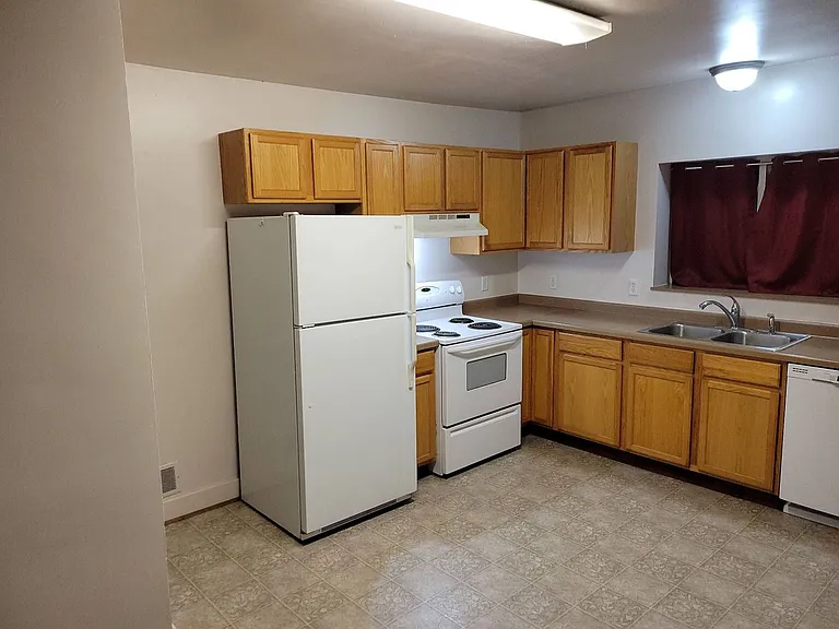 730 Wabash St — Photo 3