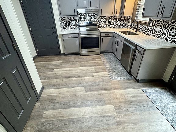 5th image of 6255 Warren St #10491337