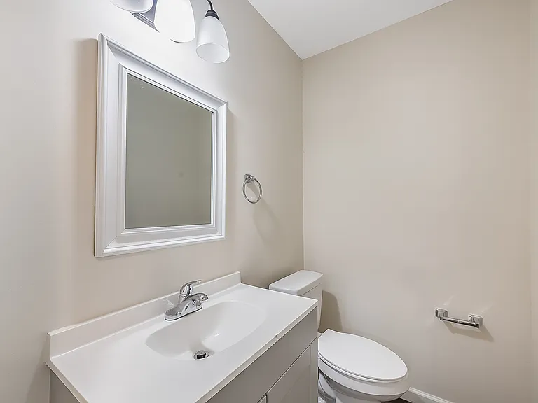 1st Floor Bathroom