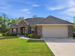 75 W Cadbury Ln, Hattiesburg, MS 39402