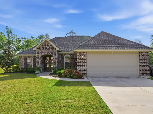 75 W Cadbury Ln, Hattiesburg, MS 39402