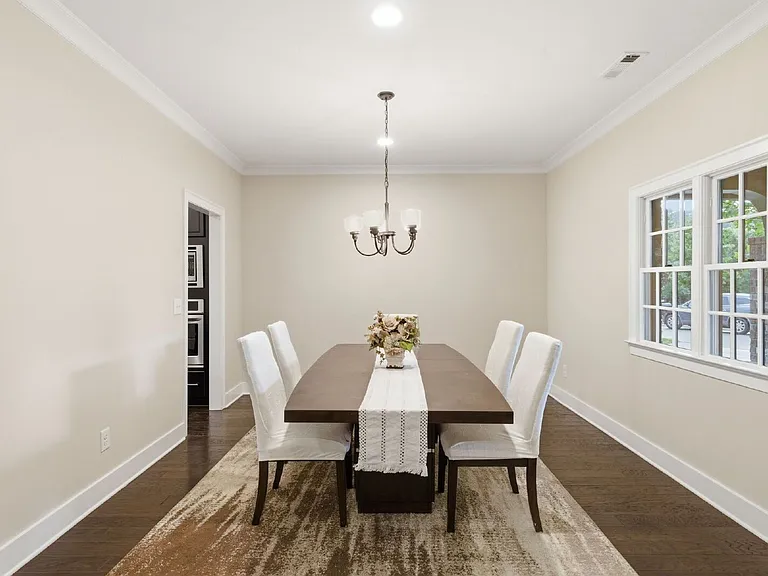 790 Fontwell Ln — Photo 8