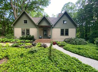 5828 Hunters Rdg, Fennville, MI 49408