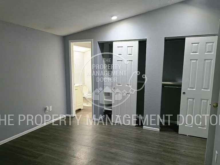 4710 Stonepointe Pl — Photo 13
