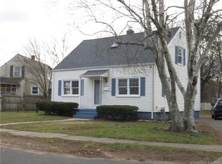 17 Rockwood Rd, Hamden, CT 06514